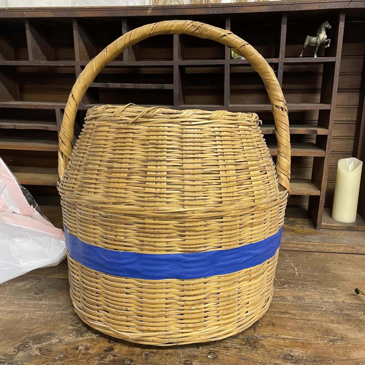  Como pintar uma cesta velha