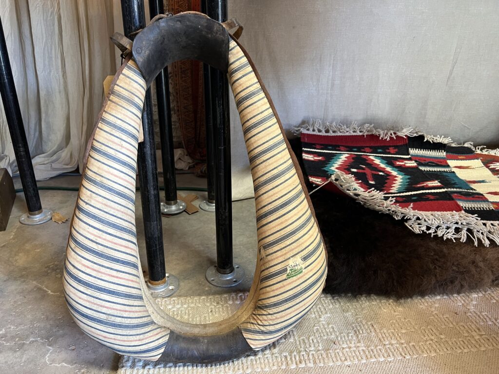 horse collar with pretty striped fabric